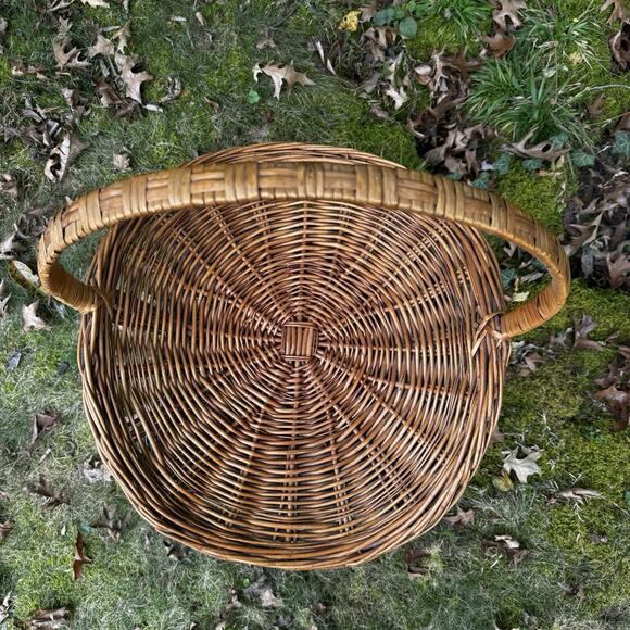 Wicker Gathering Basket Flowers Herbs Brown 18" x 21" X 17" Country Farm Vintage - Picture 4 of 11
